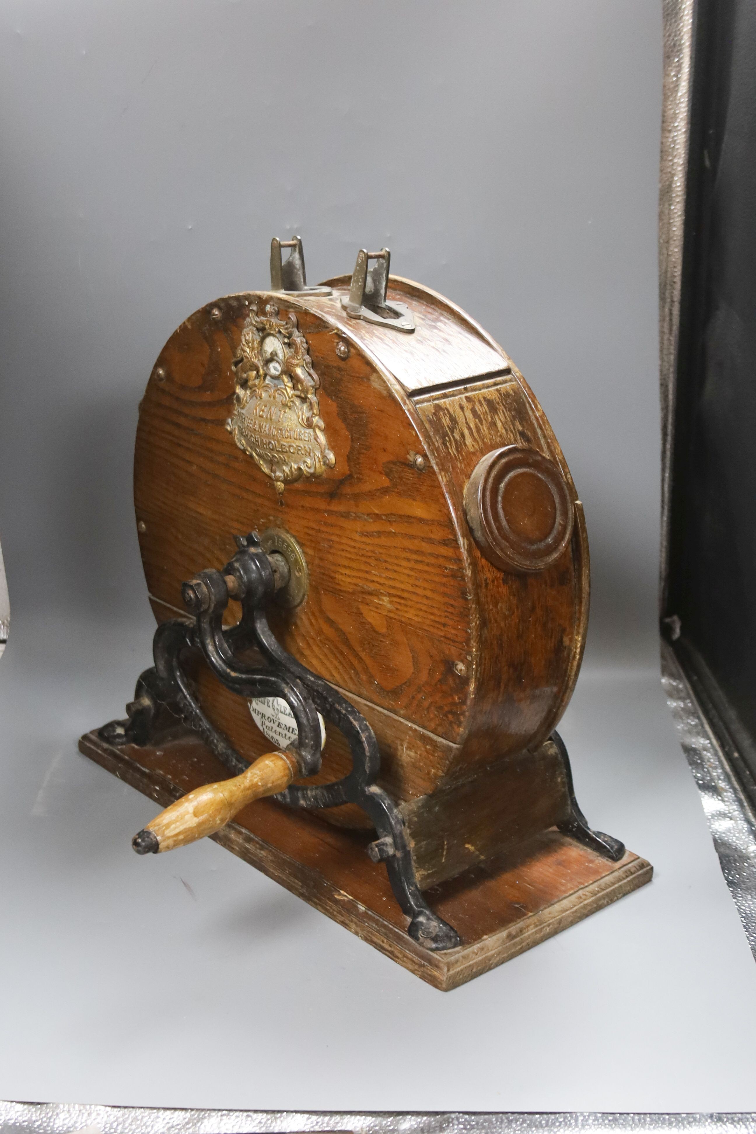 A Kent's oak knife cleaner No. 15556